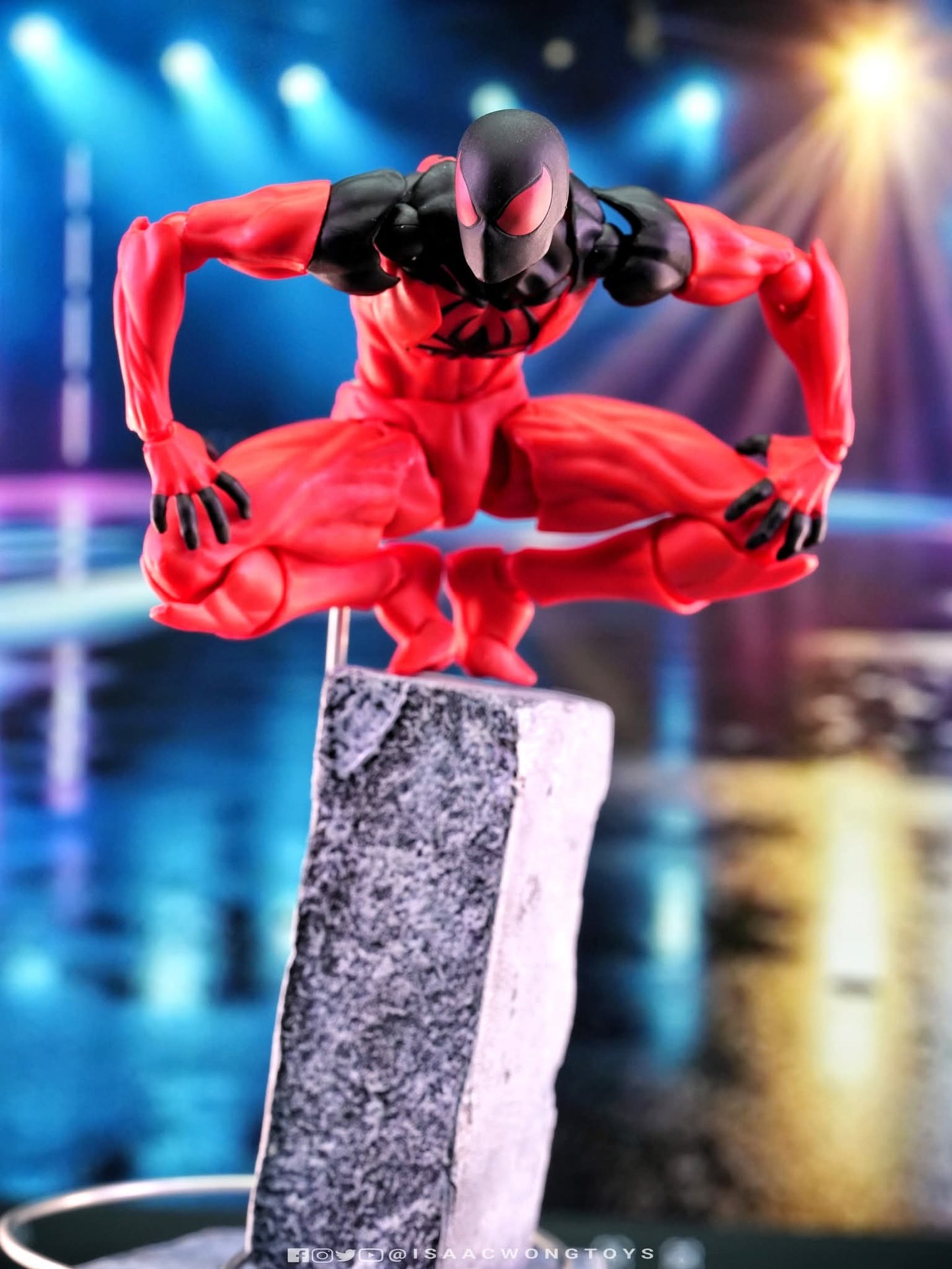 Mess Toys Scarlet Spider - Spider-man