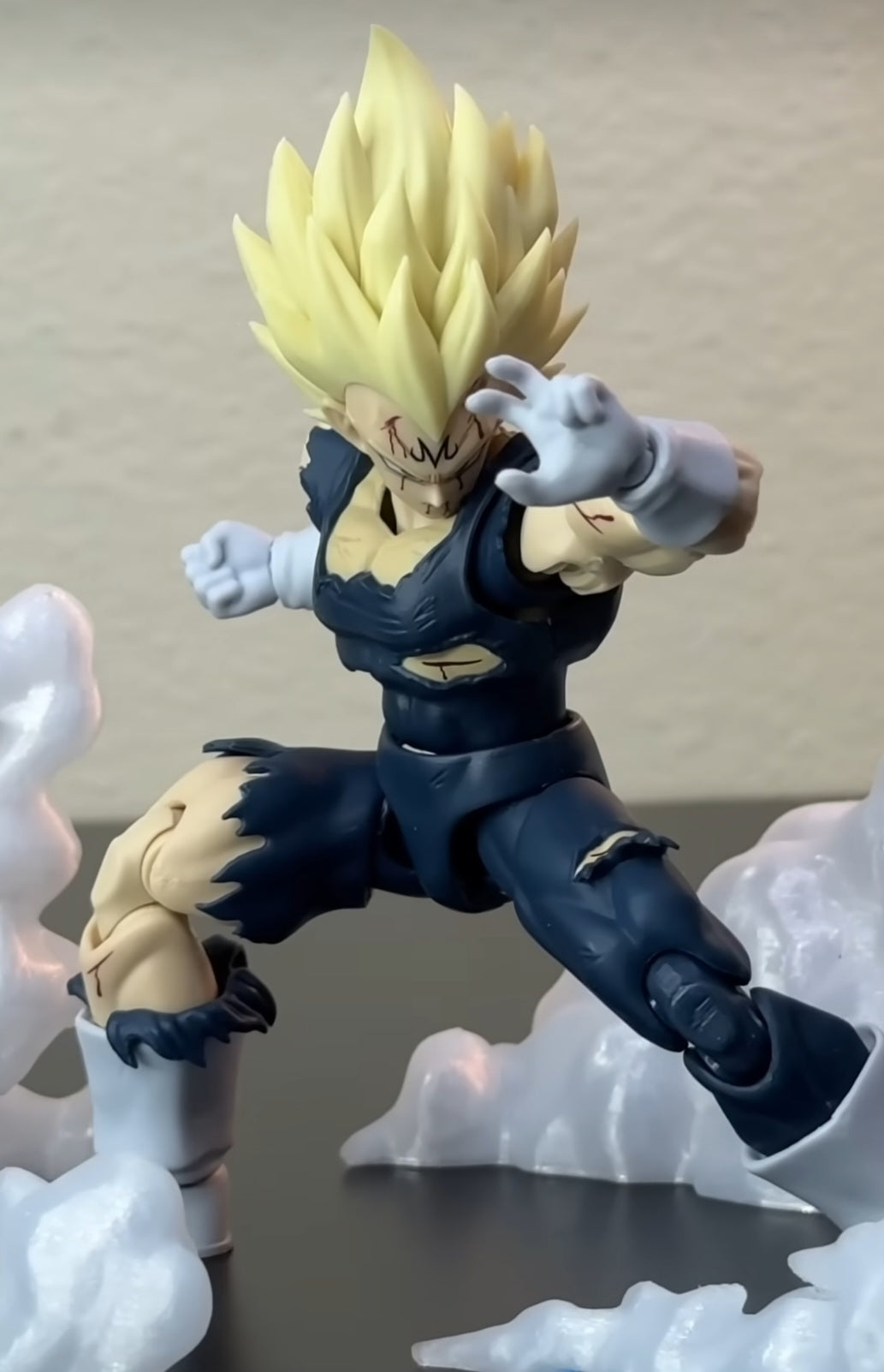 Majin Vegeta Battle Damage Black Suit - Black Hole Toys x TK