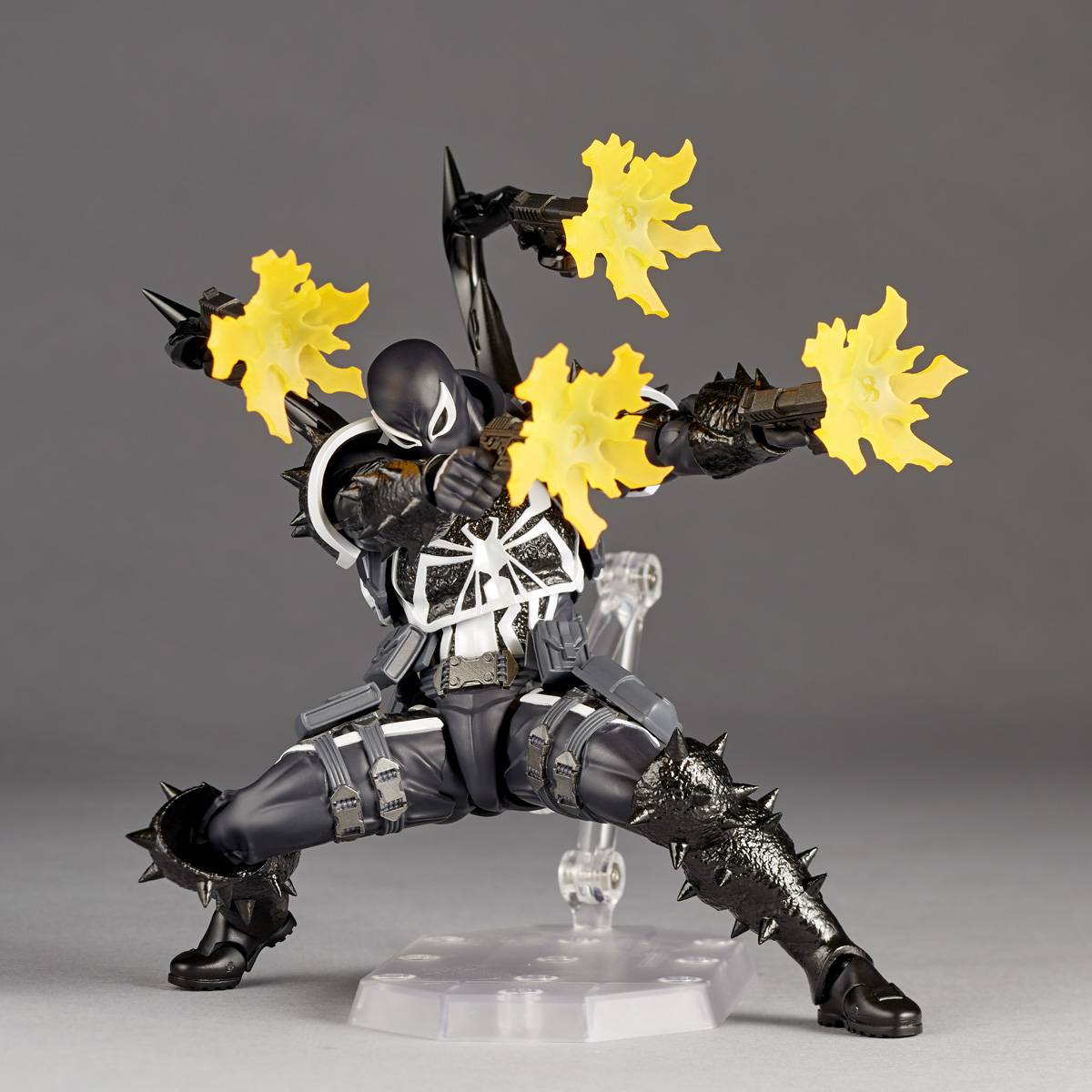 Amazing Yamaguchi Revoltech Agente Venom Con BONUS