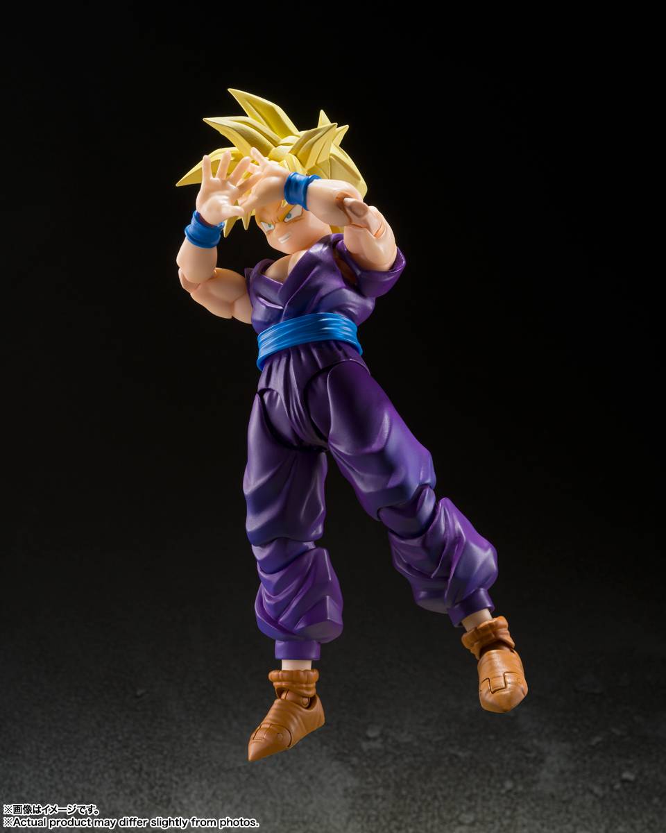 S.H. Figuarts Son Gohan Super Saiyan - The Fighter Who Surpassed Goku -