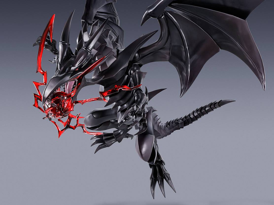 S.H. MonsterArts Dragon Negro de Ojos Rojos