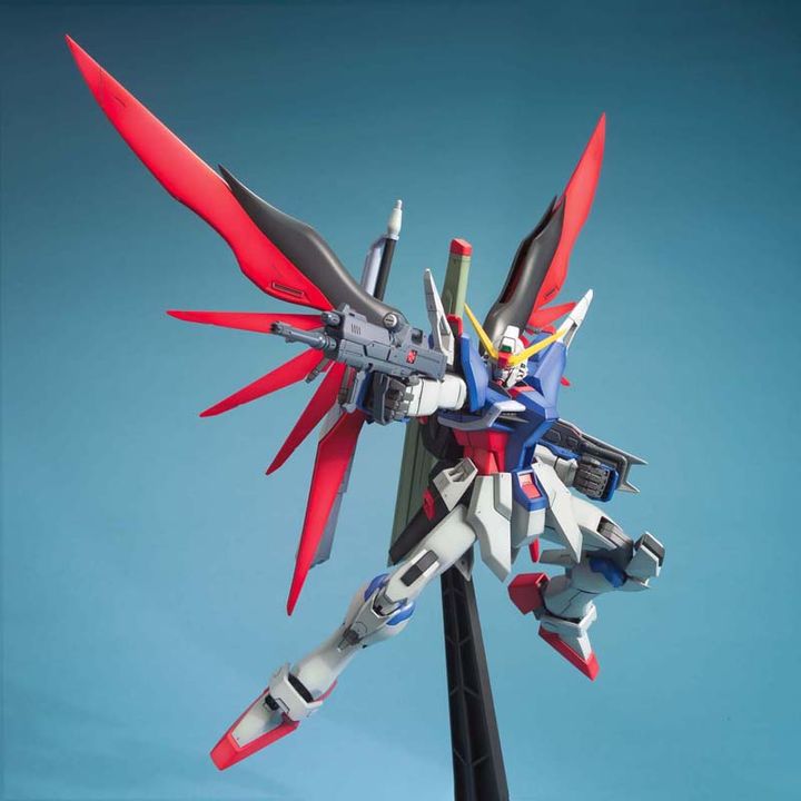 MG 1/100 Destiny Gundam