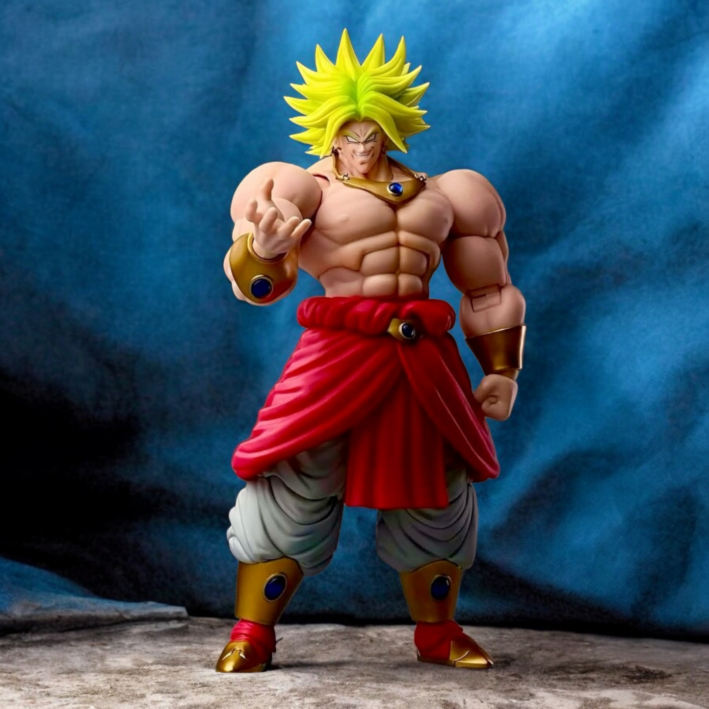 Red Bolt Studios Fenrir RL003 - Broly Super Saiyan Z - Kong