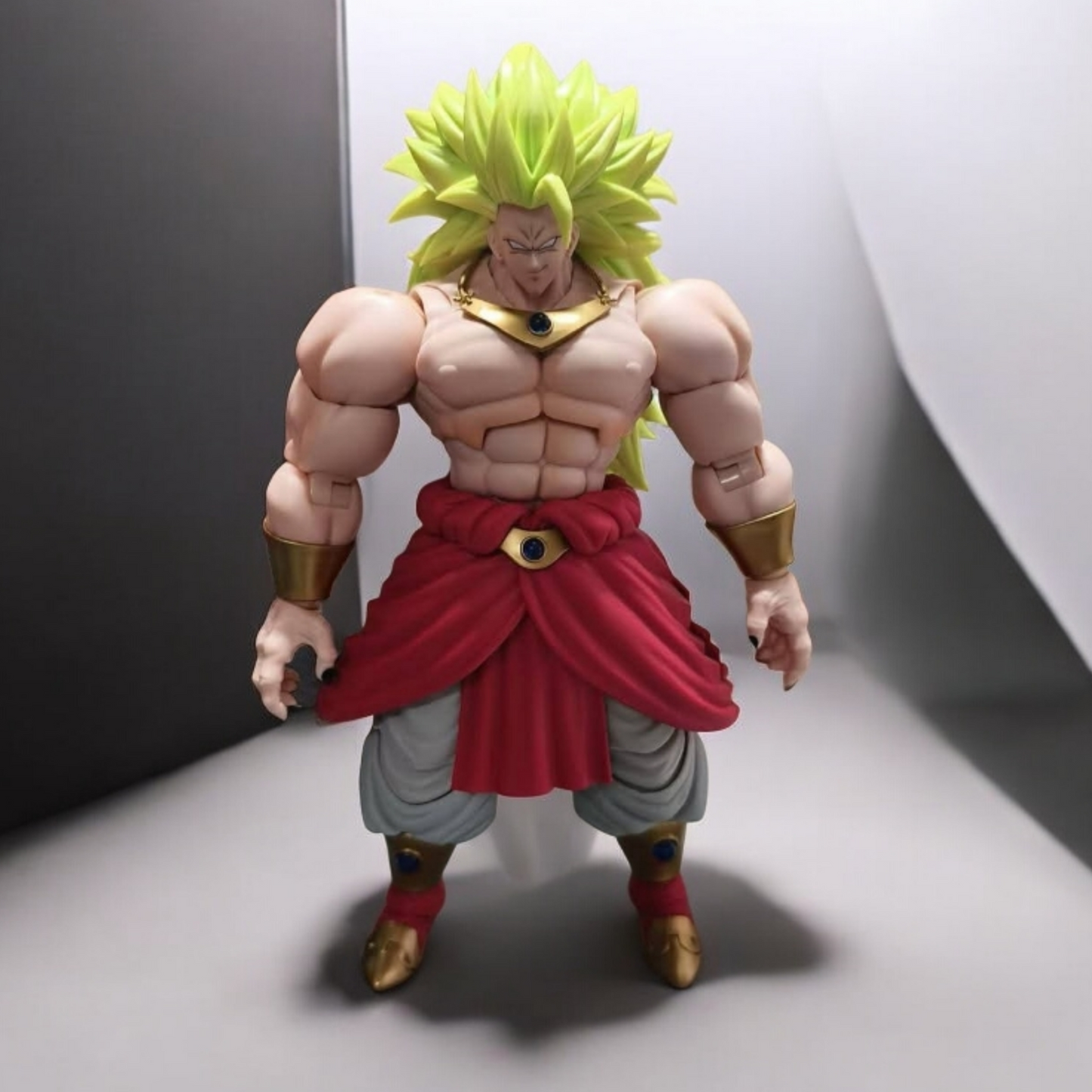 Red Bolt Studios Fenrir RL005 - Broly Super Saiyan 3 - Dragon Ball Z - Kong