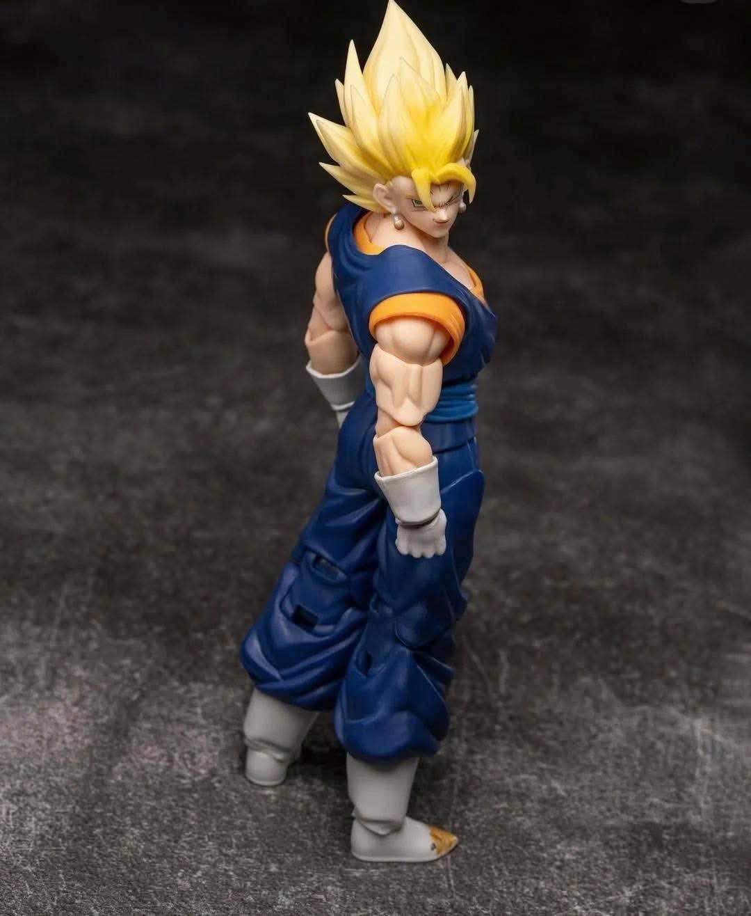 MP Studios Vegito Super Saiyan
