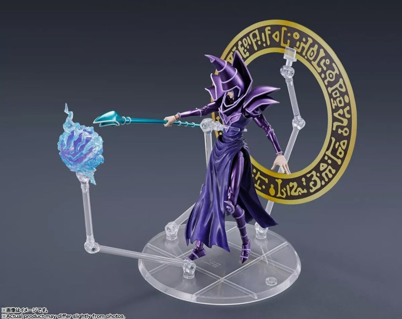 S.H. MonsterArts Mago Obscuro - Dark Magician Yu-Gi-Oh! [Con Caja Dañada]
