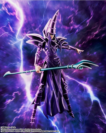 S.H. MonsterArts Mago Obscuro - Dark Magician Yu-Gi-Oh! [Con Caja Dañada]