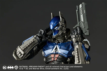 Amazing Yamaguchi Revoltech Batman Arkham Knight 1.5 + Bonus