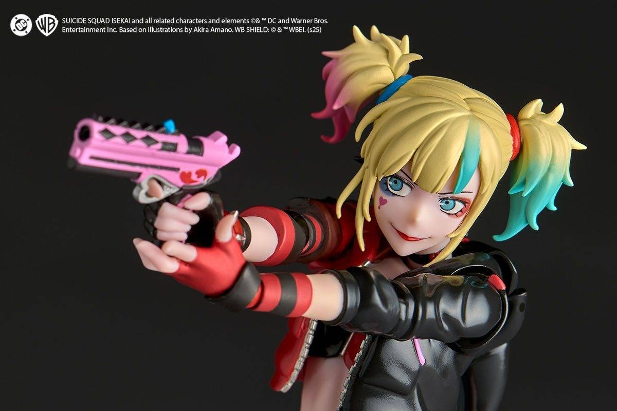 Amazing Yamaguchi Revoltech Harley Quinn - Suicide Squad Isekai Ver.