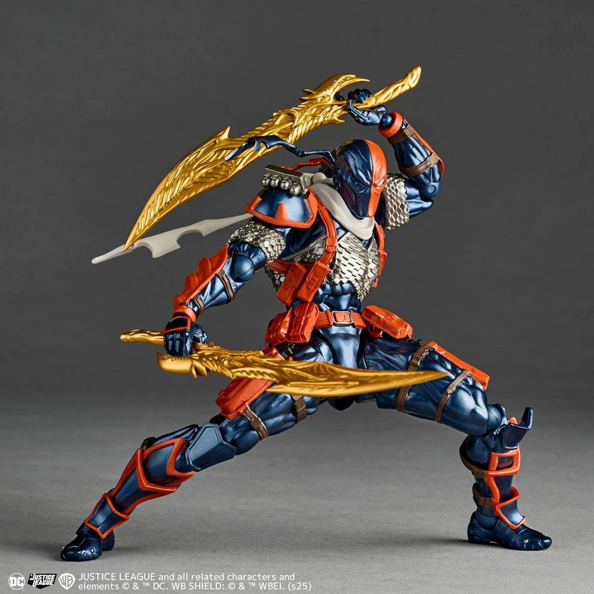Amazing Yamaguchi Revoltech Deathstroke Ver 1.5 con Bonus