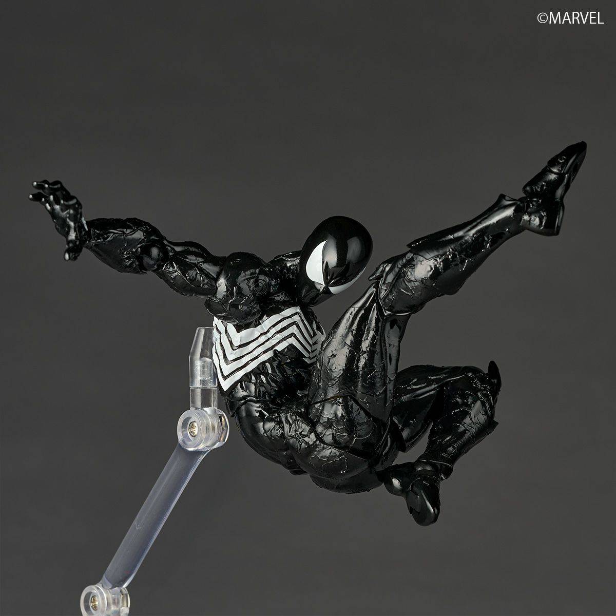 Amazing Yamaguchi Revoltech Spider-Man Symbiote
