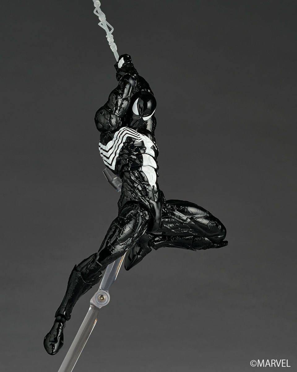 Amazing Yamaguchi Revoltech Spider-Man Symbiote