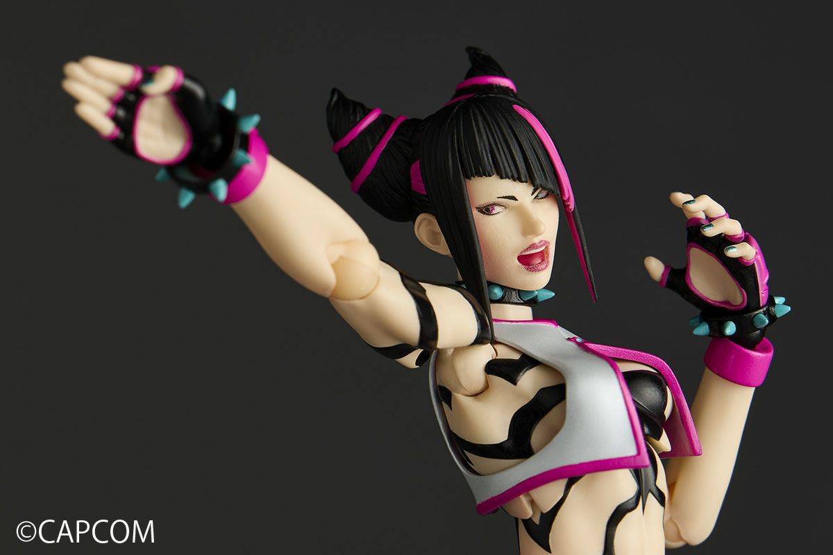 Amazing Yamaguchi Revoltech Juri Han [Street Fighter 6] + Bonus