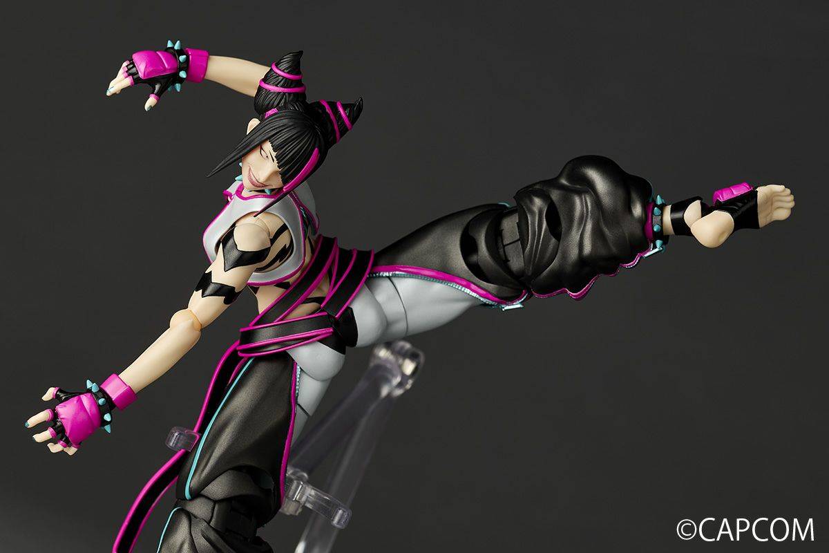 Amazing Yamaguchi Revoltech Juri Han [Street Fighter 6] + Bonus