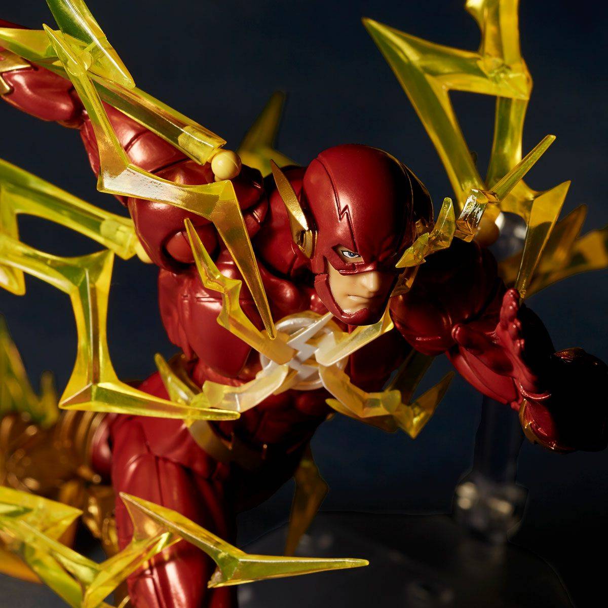 Amazing Yamaguchi Revoltech - THE FLASH con BONUS
