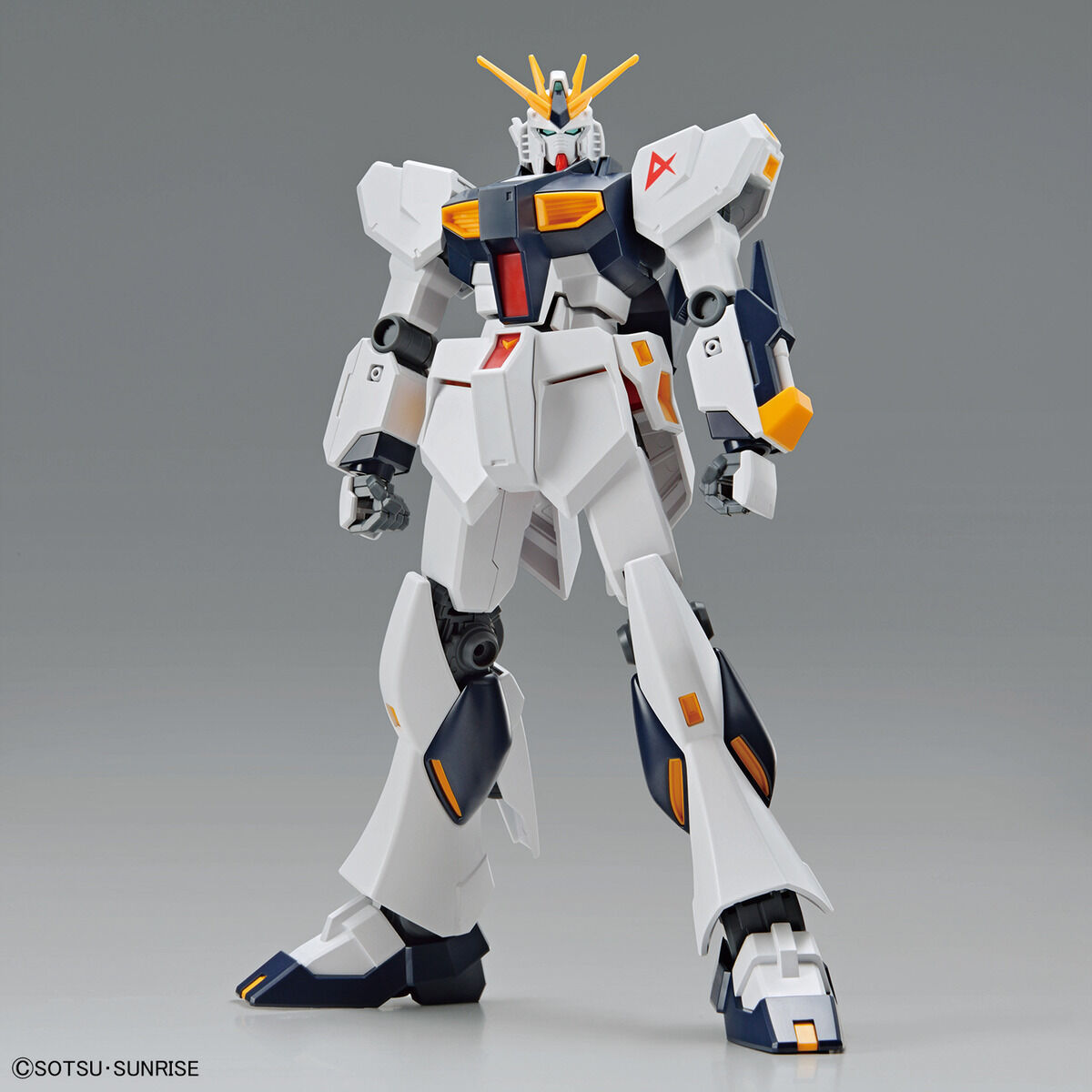 Entry Grade NU Gundam RX-93 - Escala 1/144 - Bandai