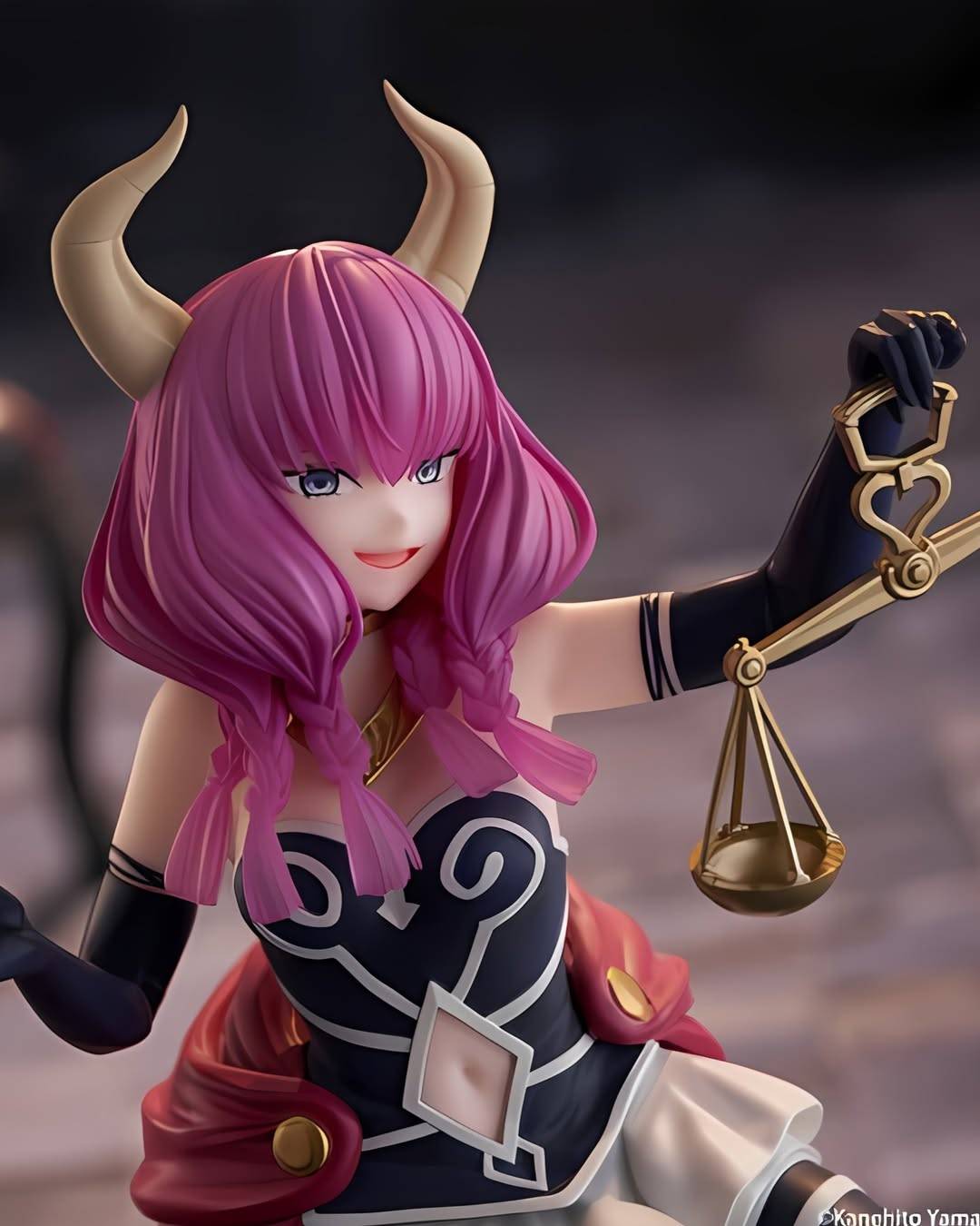 Desktop Cute Aura the Guillotine - Frieren Beyond Journey's End -