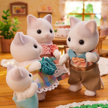 Sylvanian Families Familia Gatos Latte