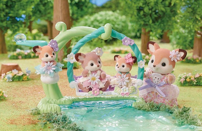 Sylvanian Families Columpio de la Amistad de los Bebés Ciervos