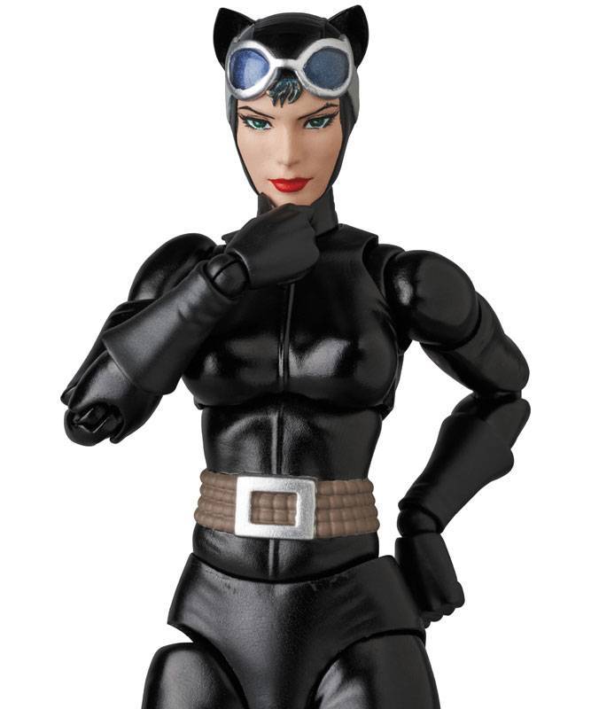 MAFEX No.123 Catwoman (Hush Ver.)