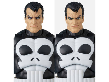 MAFEX No.136 The Punisher