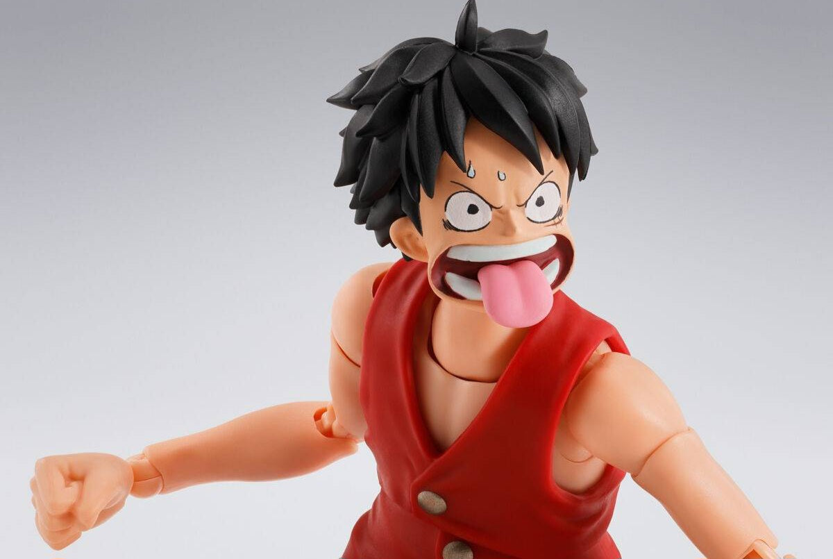 S.H. Figuarts Dracule Mihawk -Hawk Eyes- [One Piece]