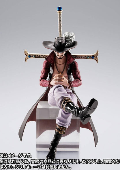 S.H. Figuarts Dracule Mihawk -Hawk Eyes- [One Piece]